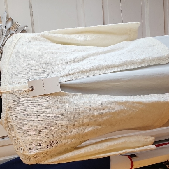 Lucky Brand women's crew neck sweat with split back and under blouse. Size XS - Picture 4 of 9